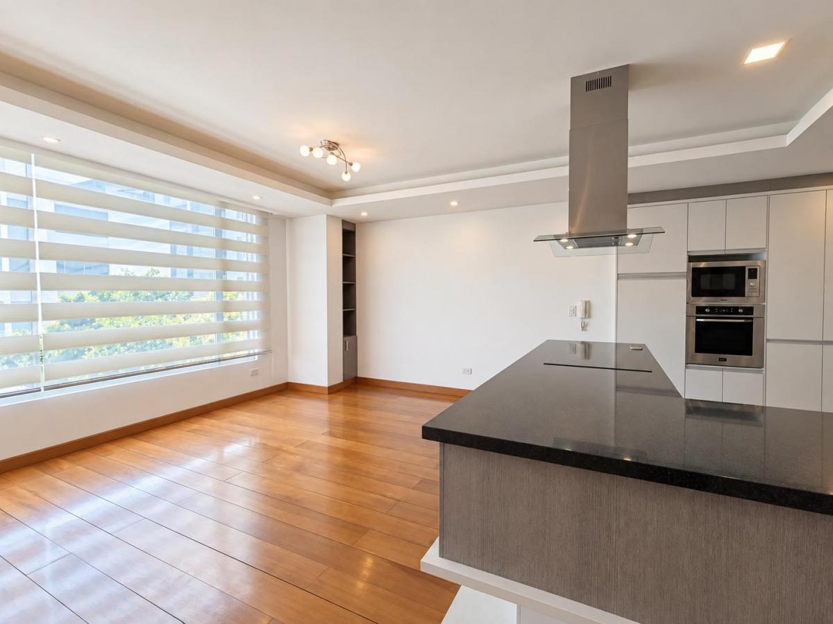 Vendo Impecable Departamento Tres Habitaciones, Dos Parqueaderos en El Quito Tennis por Viaje — imagen 8