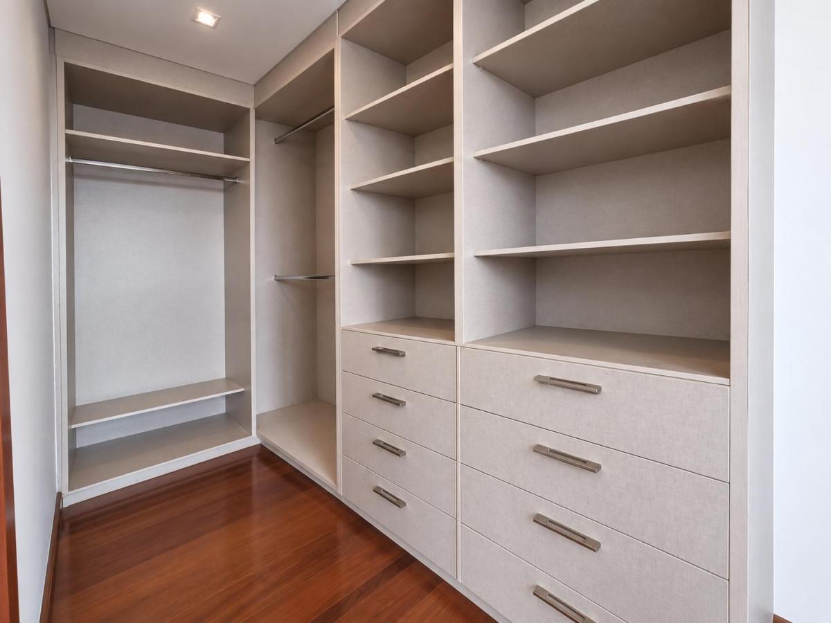 Vendo Impecable Departamento Tres Habitaciones, Dos Parqueaderos en El Quito Tennis por Viaje — imagen 6