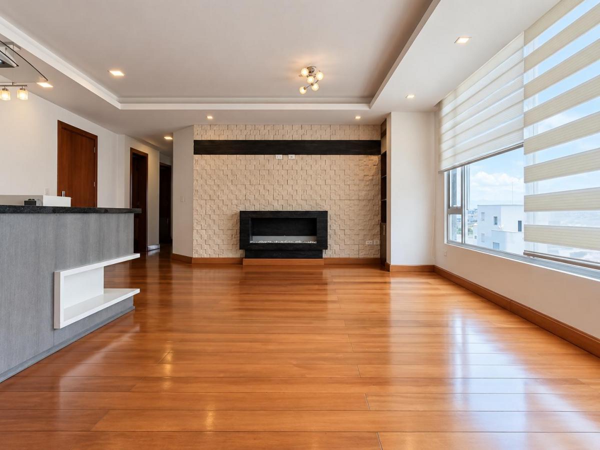 Vendo Impecable Departamento Tres Habitaciones, Dos Parqueaderos en El Quito Tennis por Viaje — imagen 4