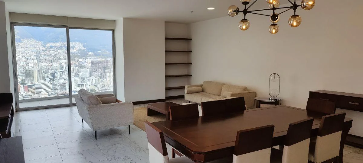 Exclusivo Departamento de Lujo con Terraza y Vista Al Pichincha, González Suárez — imagen 9