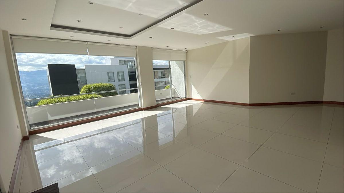 Vendo Departamento Amplio Terraza Balcón Urbanización Miravalle — imagen 8