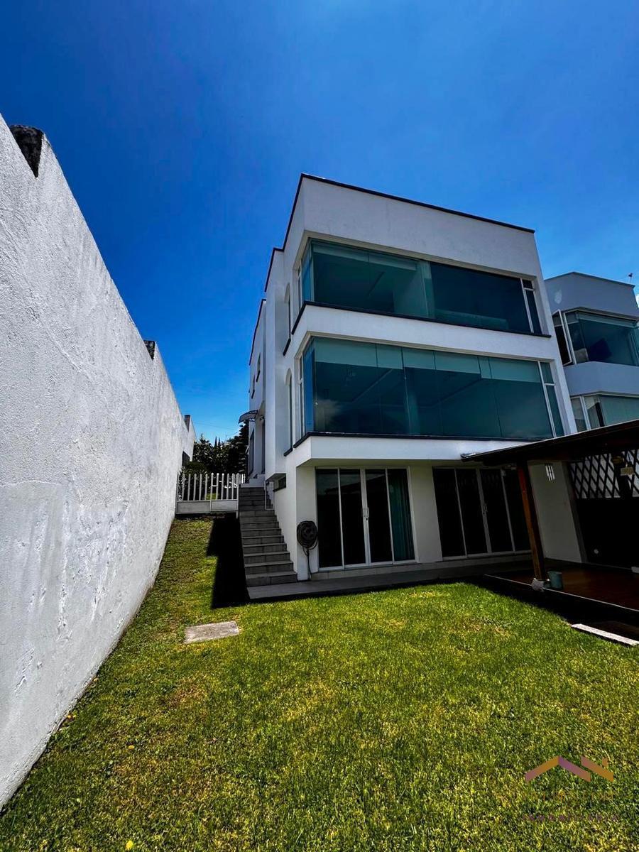 Casa de Venta en Cumbaya, Cerca a La Universidad San Francisco. Provincia de Pichincha — imagen 10