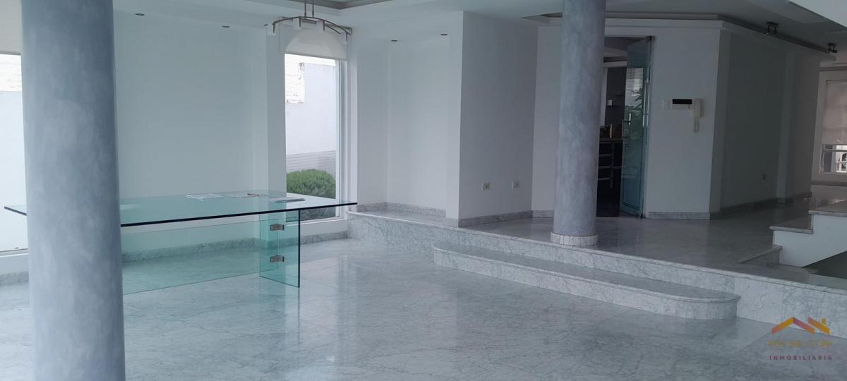 Casa de Venta en Cumbaya, Cerca a La Universidad San Francisco. Provincia de Pichincha — imagen 6
