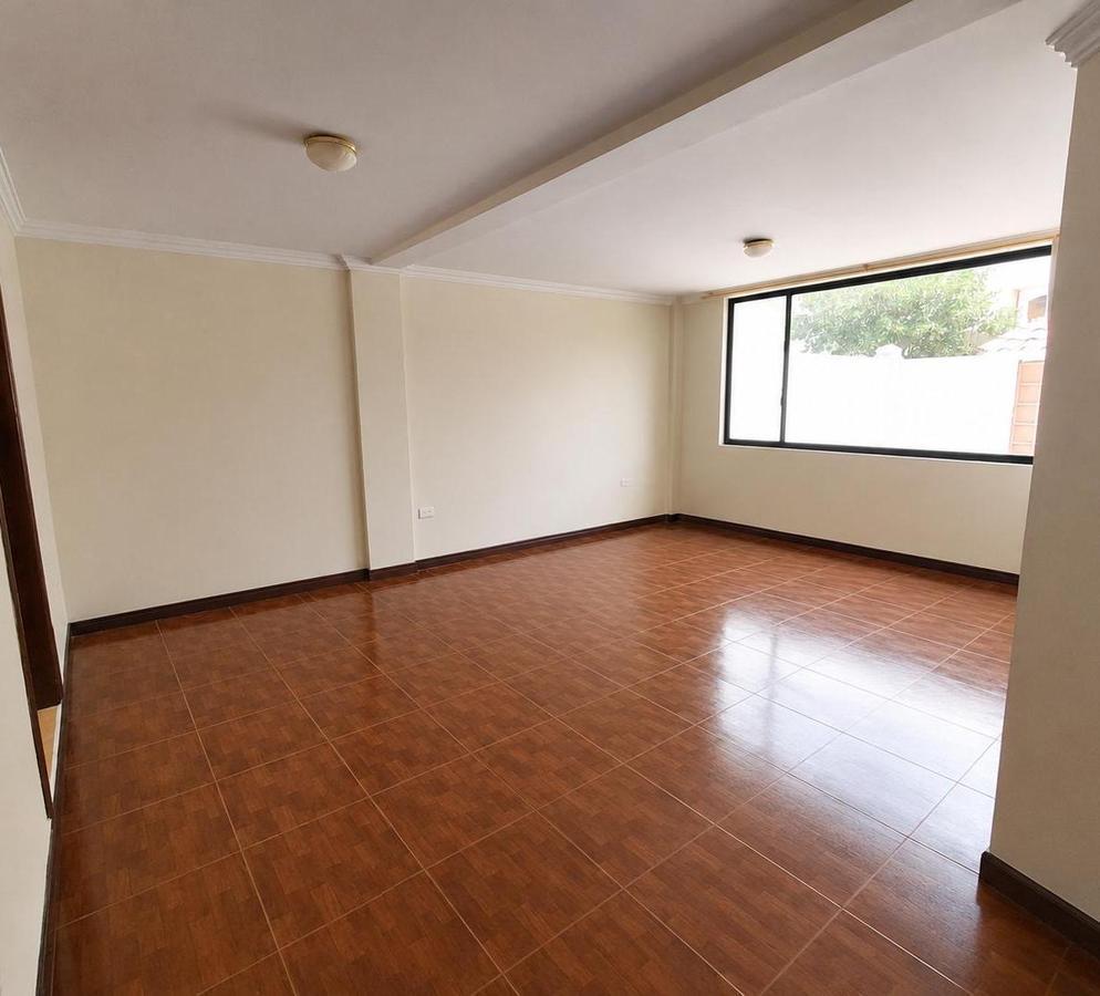 Casa Rentera en Venta | 4 Departamentos | Intercambiador de Carcelén — imagen 6