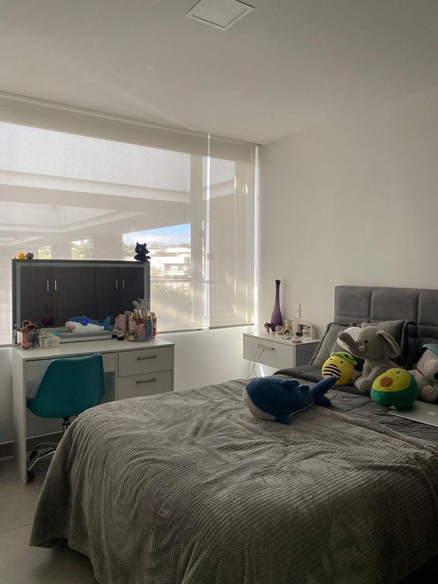 De Oportunidad, en Cumbaya, PH de Venta con Hermosa Vista Al Ilalo — imagen 7