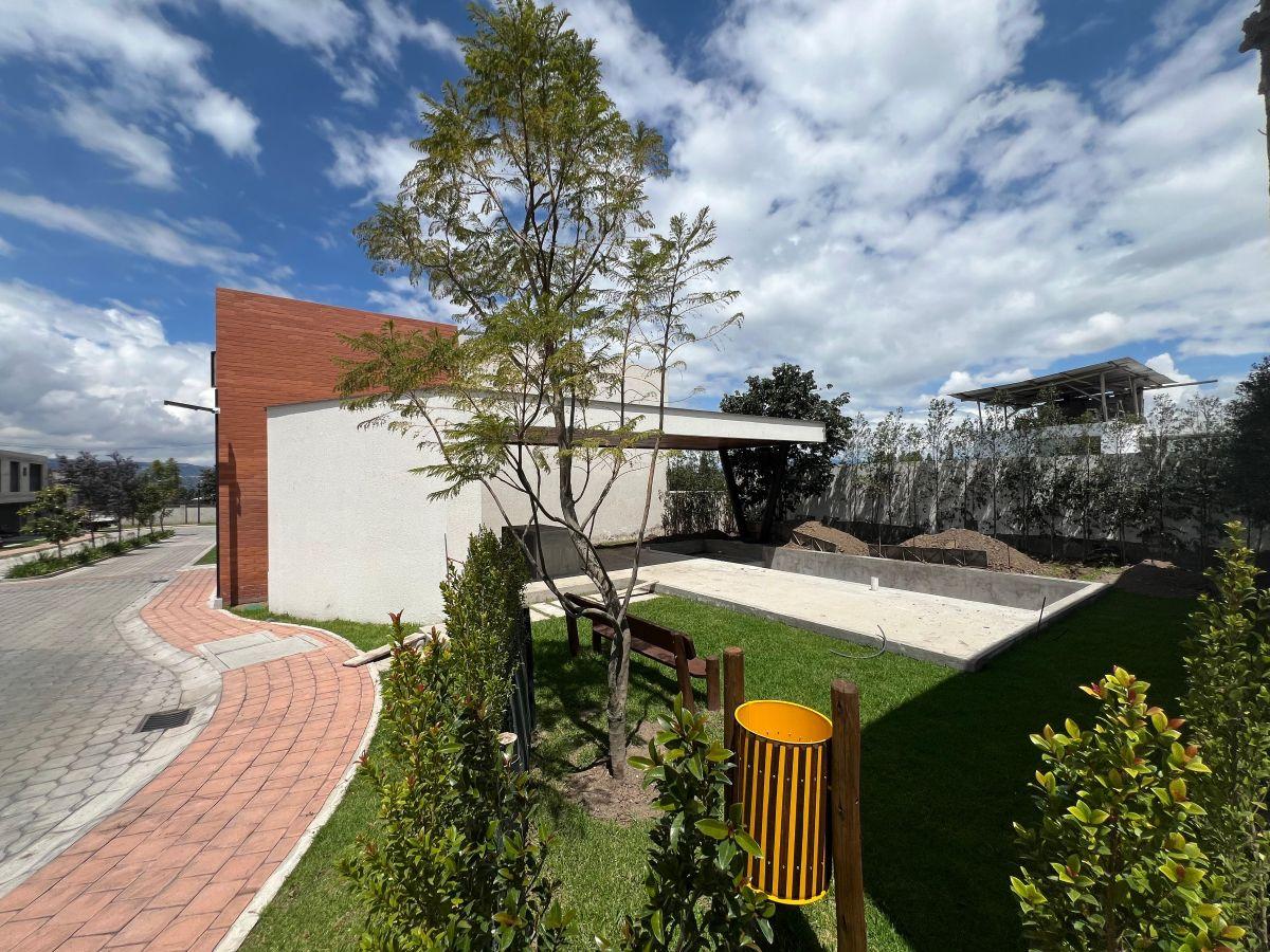 Casa Nueva de Venta, 215 m², Tumbaco Sector Tola Alta — imagen 5