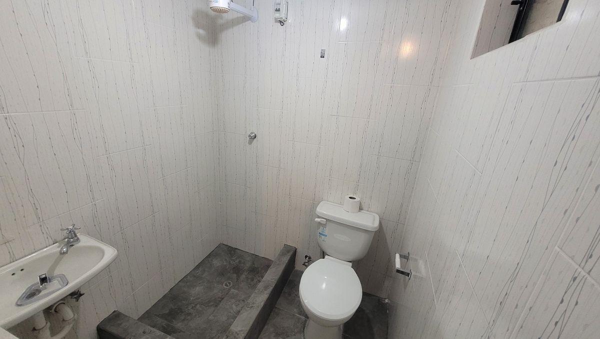 Casa Rentera de Venta, Quito Sur, 3 Departamentos — imagen 6