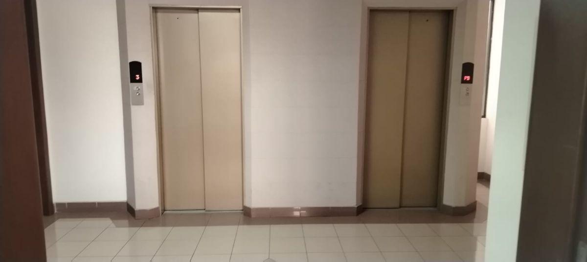 Oficina en Venta – La Carolina - Republica y Amazonas — imagen 6