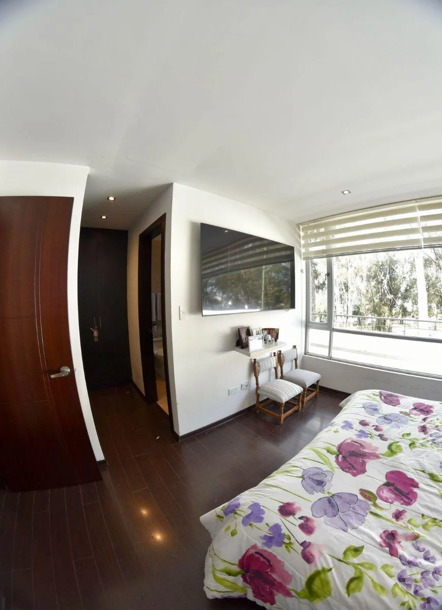 En Venta Estupendo y Muy Cómodo Departamento, 2 Dorm., Dentro de La Urb El Condado, Etapa 3. Provincia de Pichincha — imagen 8