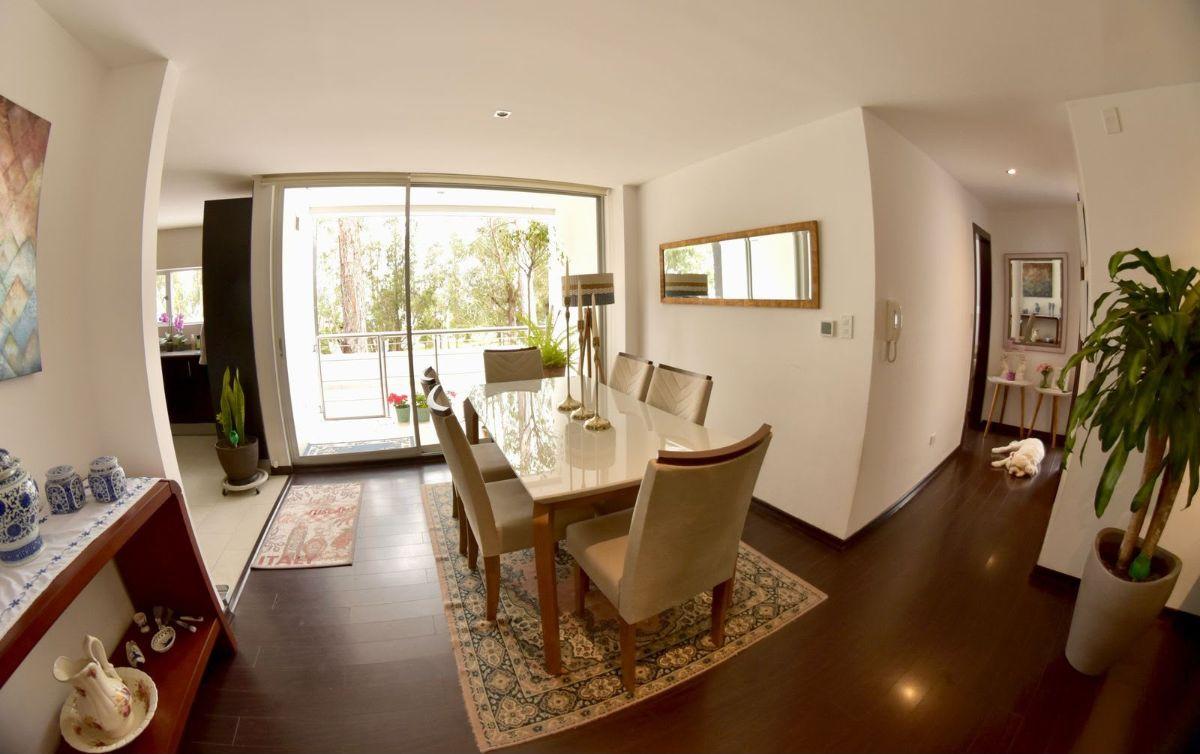 En Venta Estupendo y Muy Cómodo Departamento, 2 Dorm., Dentro de La Urb El Condado, Etapa 3. Provincia de Pichincha — imagen 5