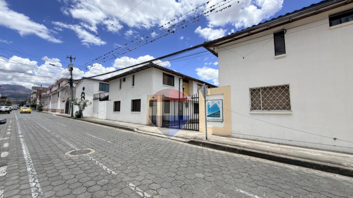 Casa en Venta en Ibarra Centro de La Ciudad - Conjunto La Castilla, Imbabura — imagen 10