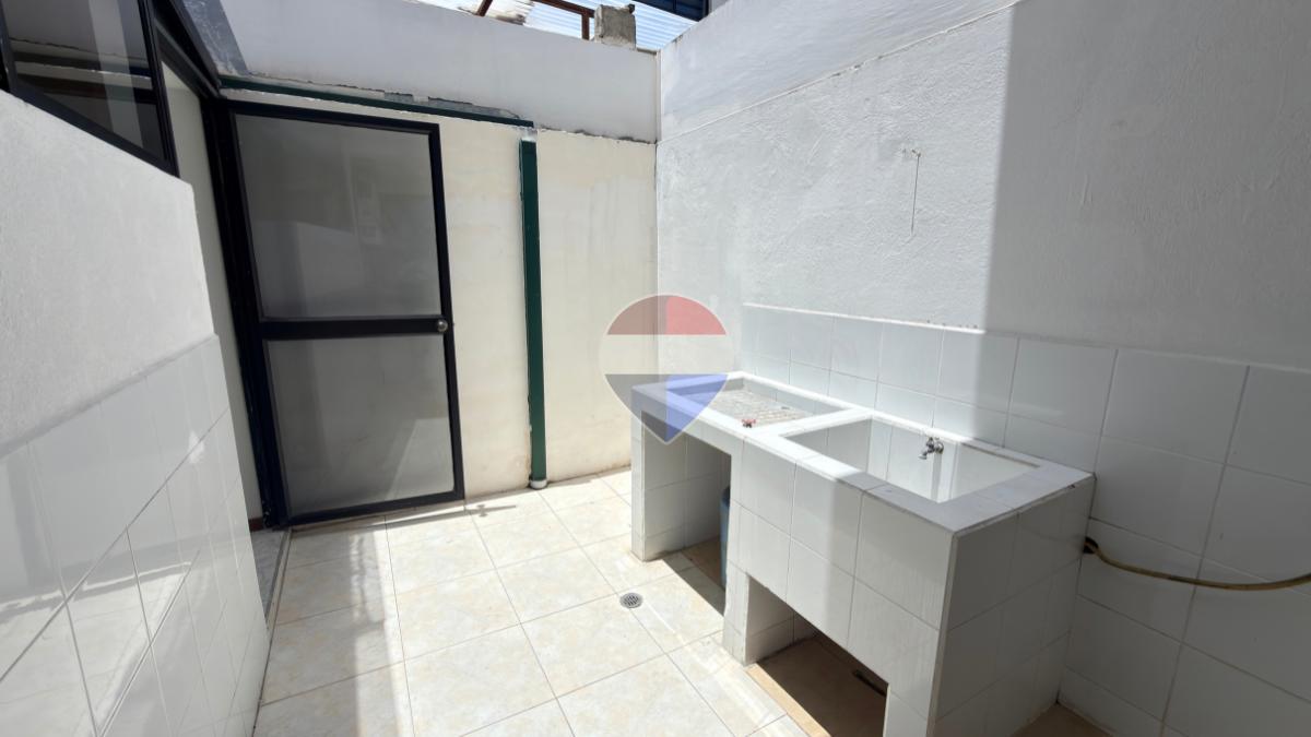Casa en Venta en Ibarra Centro de La Ciudad - Conjunto La Castilla, Imbabura — imagen 4