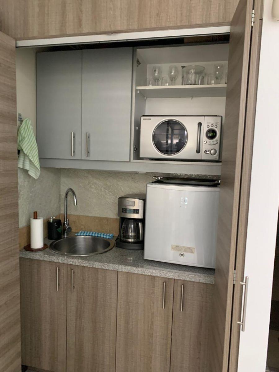 Oficina Comercial de 30 m² en Venta en Av 6 de Diciembre — imagen 10