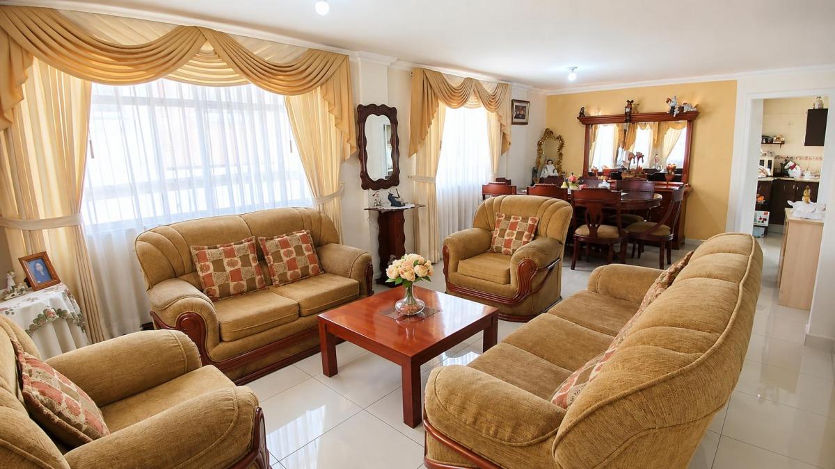 Casa de 315 m² con 3 Dorm. en Venta en Conocoto — imagen 10