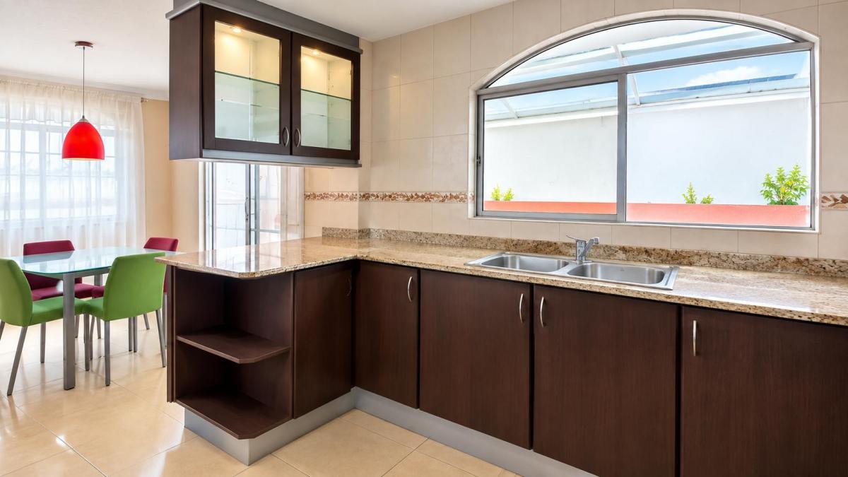 Casa de 315 m² con 3 Dorm. en Venta en Conocoto — imagen 6