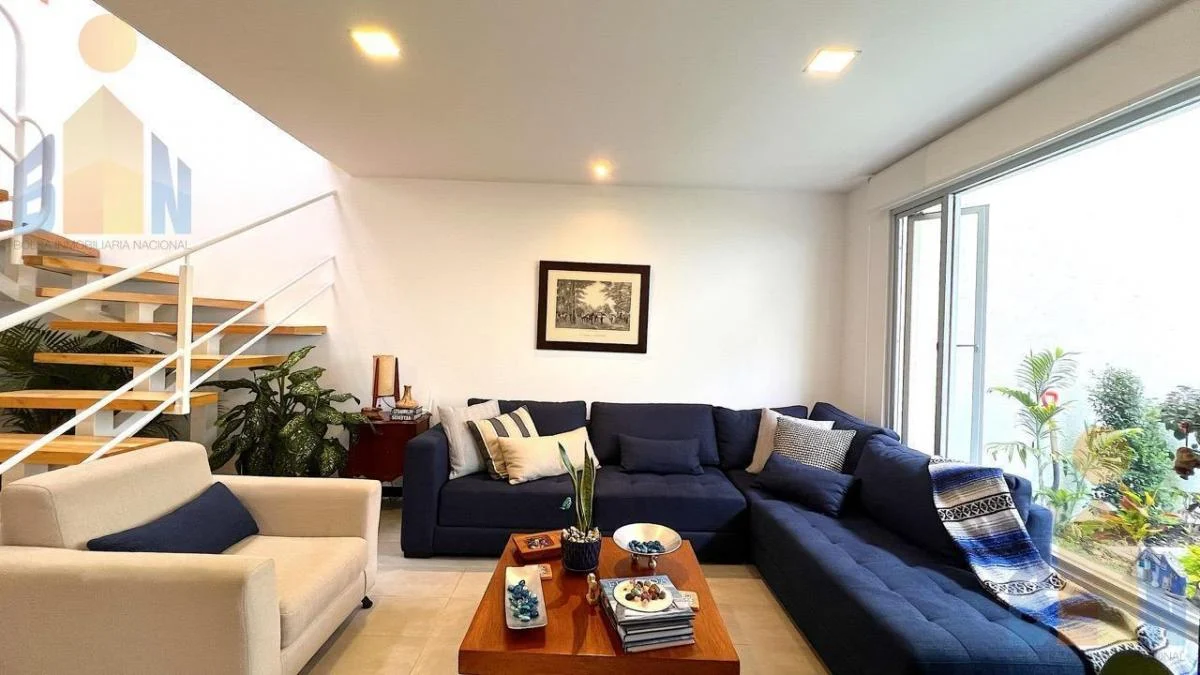Casa en Venta en Cumbayá, Cerca a La Usfq Dentro de Urbanización Privada — imagen 9