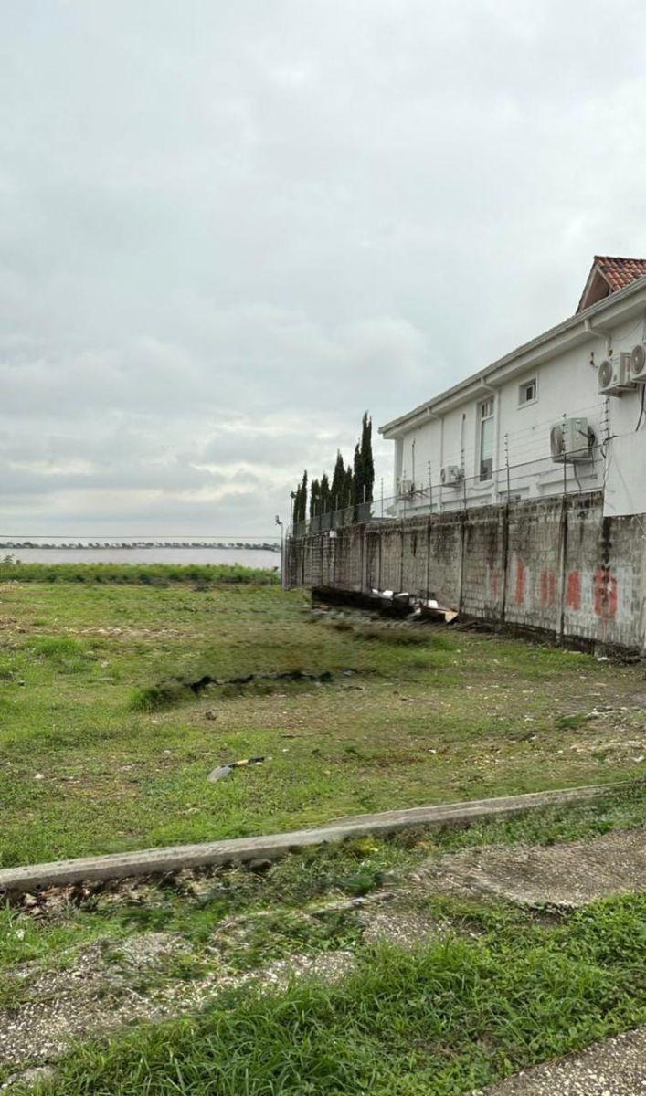 Terreno Bifamiliar en Venta con Vista Al Río en Urb. Las Riberas - Km 1.5 Vía Samborondón, Guayas — imagen 6