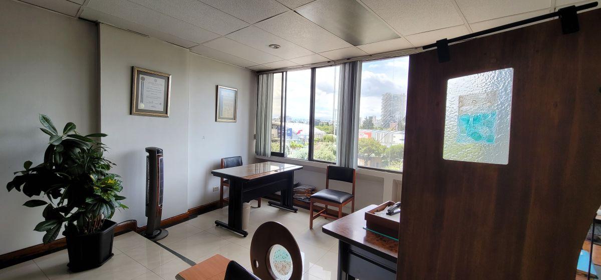 Oficina de 38 m² en Venta en Iñaquito — imagen 9