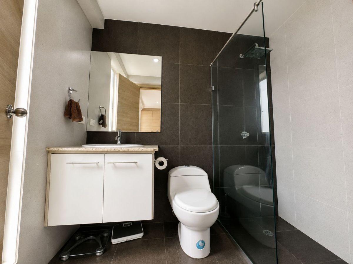 En Venta Departamento con Balcón 95 m² - Dentro de Urbanización - Lomas de Monteserrin — imagen 7