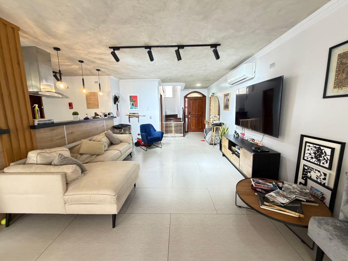 Casa en Venta con Piscina Km 2,5 Via a Samborondón, Guayas — imagen 9