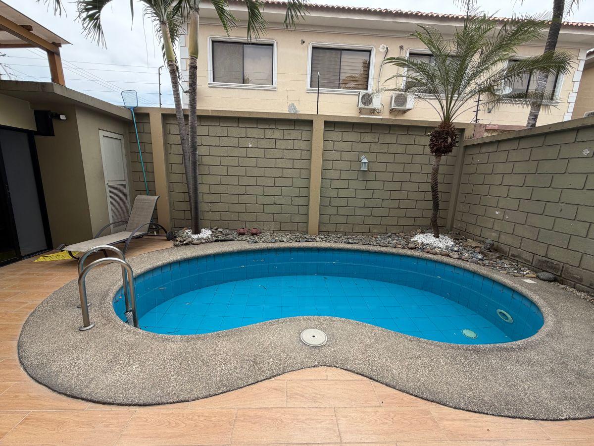 Casa en Venta con Piscina Km 2,5 Via a Samborondón, Guayas — imagen 6