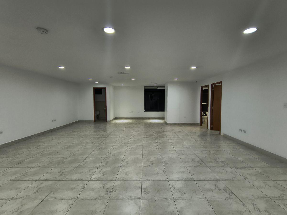 Oficina de 118 m en Venta o Renta, Piso Alto, Sector de La Carolina - Plataforma Gubernamental — imagen 8