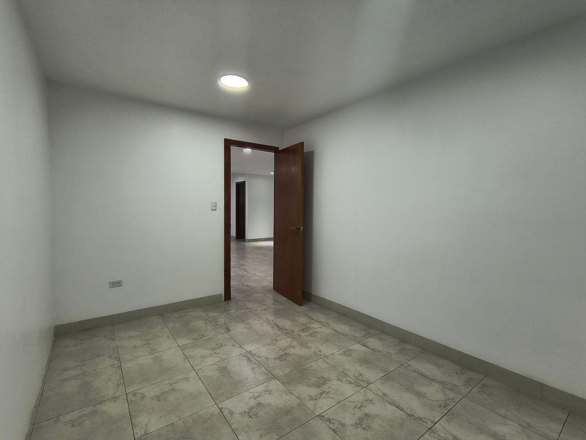 Oficina de 118 m en Venta o Renta, Piso Alto, Sector de La Carolina - Plataforma Gubernamental — imagen 3