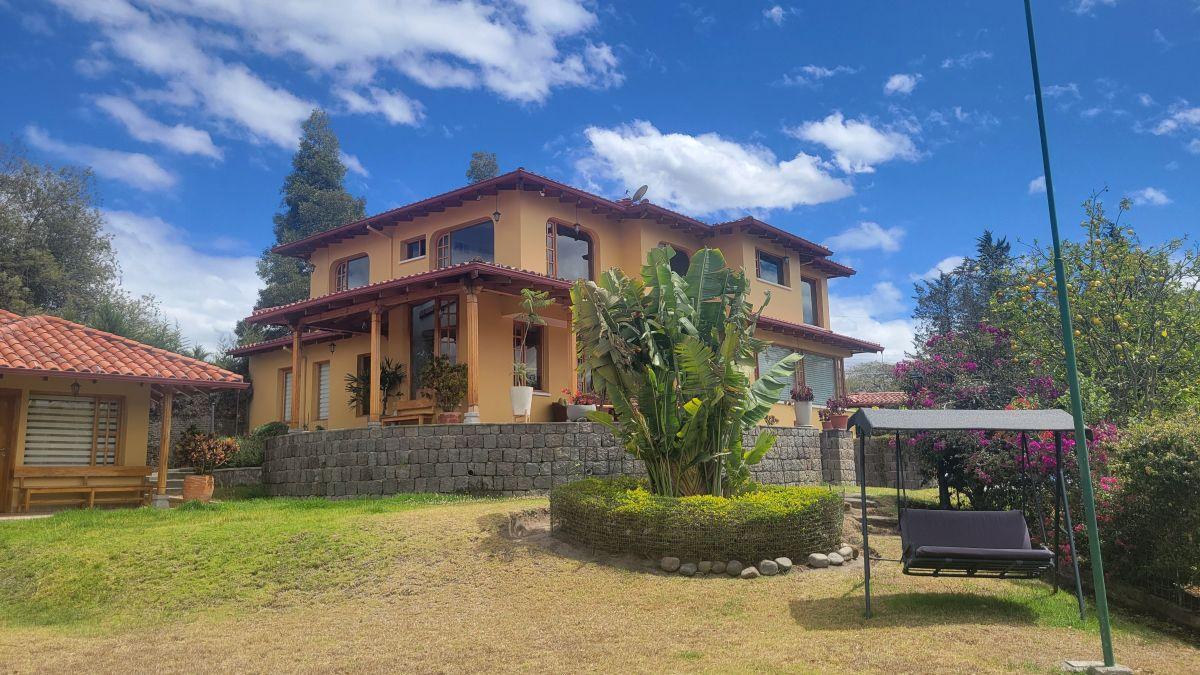 Nayón Vendo Casa 4 Dorm. + Suit Independiente — imagen 10
