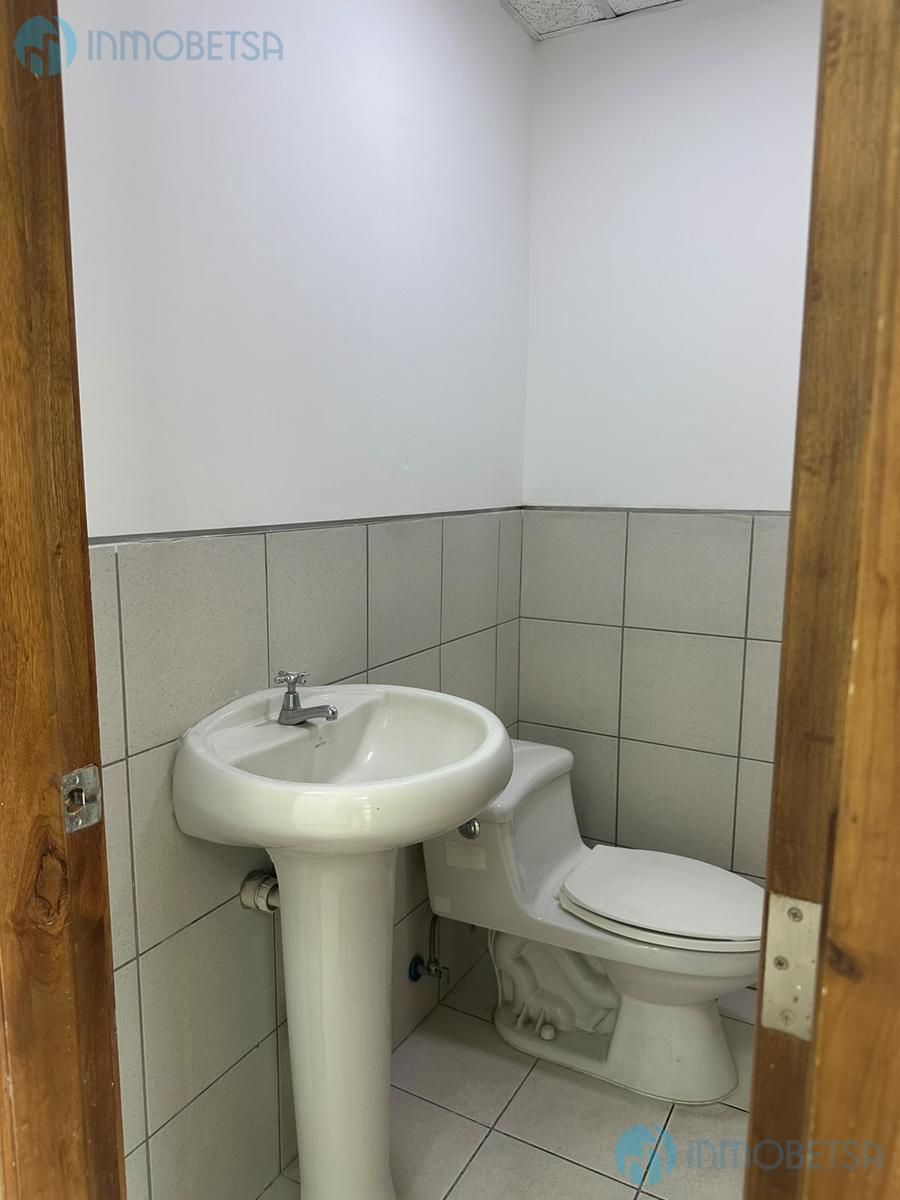 Oficina Moderna en Venta en Av Joaquín Orrantia, Edificio Trade Building (Zona Mall del Sol), Guayas — imagen 8