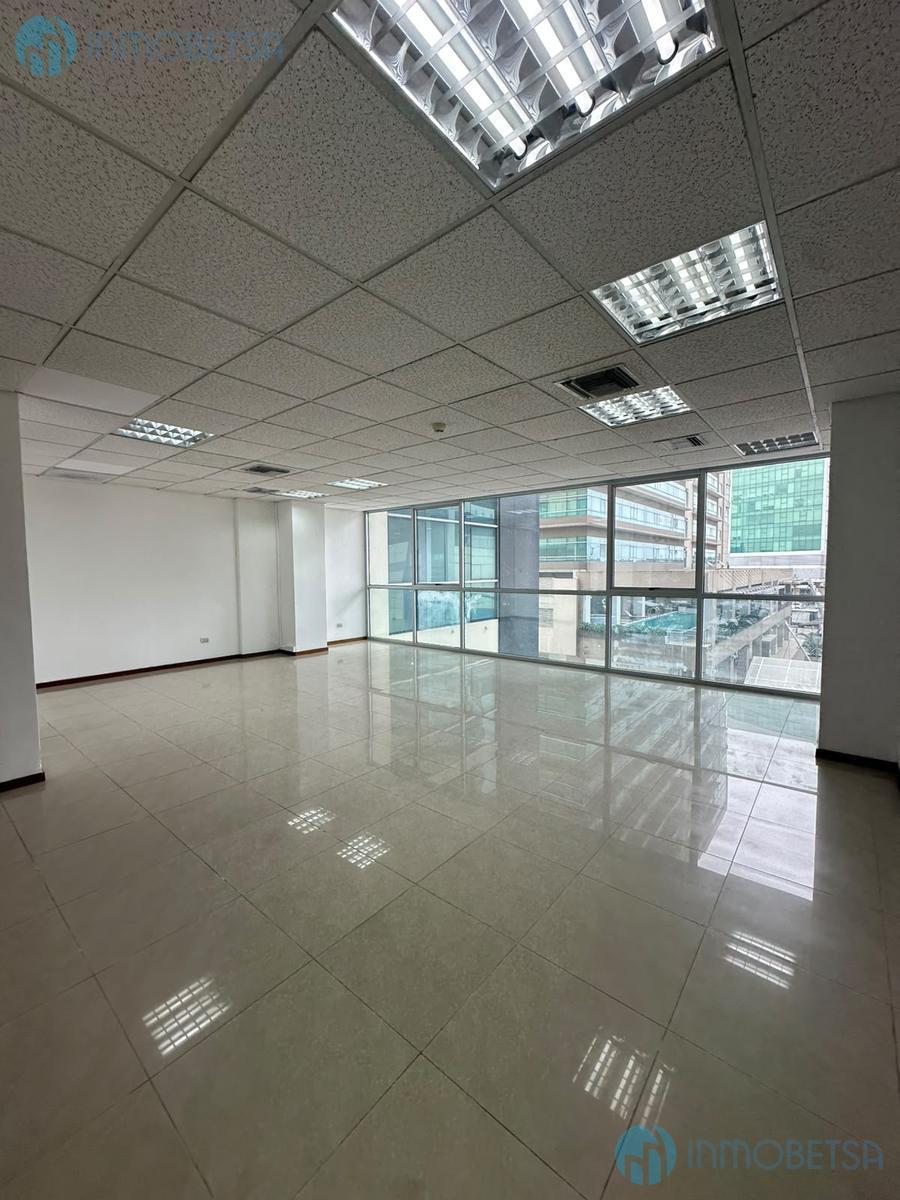 Oficina Moderna en Venta en Av Joaquín Orrantia, Edificio Trade Building (Zona Mall del Sol), Guayas — imagen 4