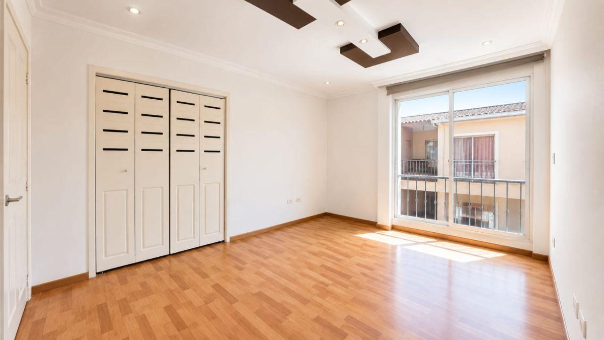 Casa de 240 m² con 3 Dorm. en Venta en Conocoto — imagen 6