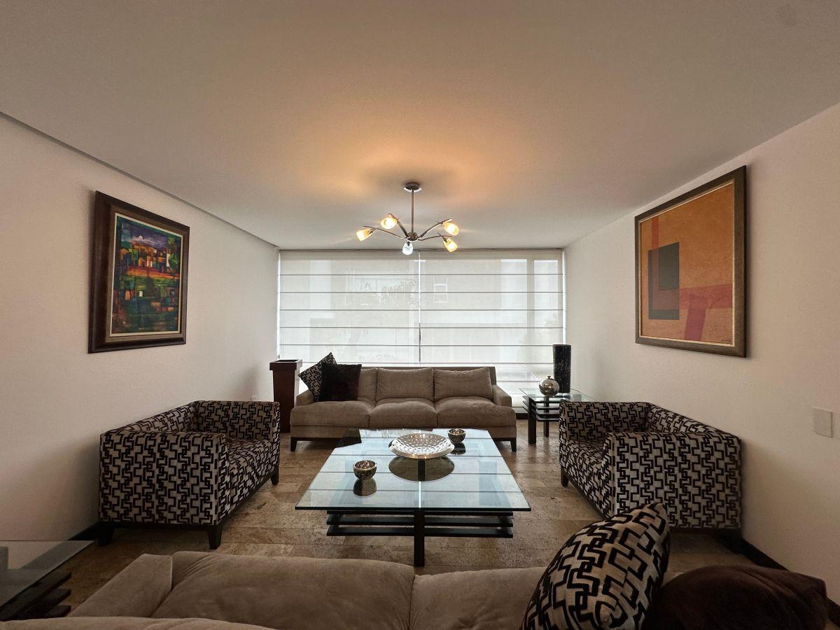 Vendo Cumbaya Hermosa Casa Sector San Patricio 3dorm. 2estac. Piscina, Conj. Cerrado, Seguridad 24/7 — imagen 7