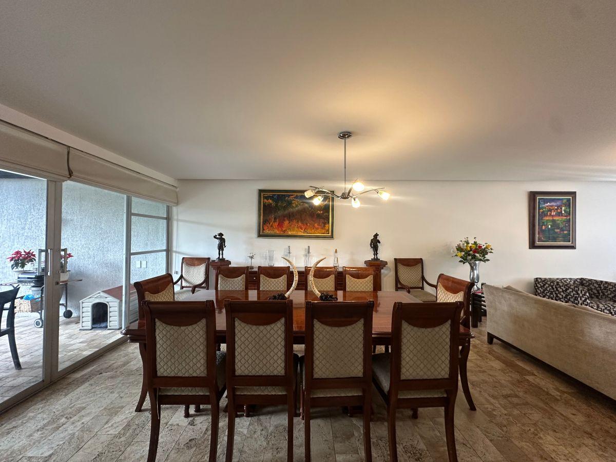 Vendo Cumbaya Hermosa Casa Sector San Patricio 3dorm. 2estac. Piscina, Conj. Cerrado, Seguridad 24/7 — imagen 5