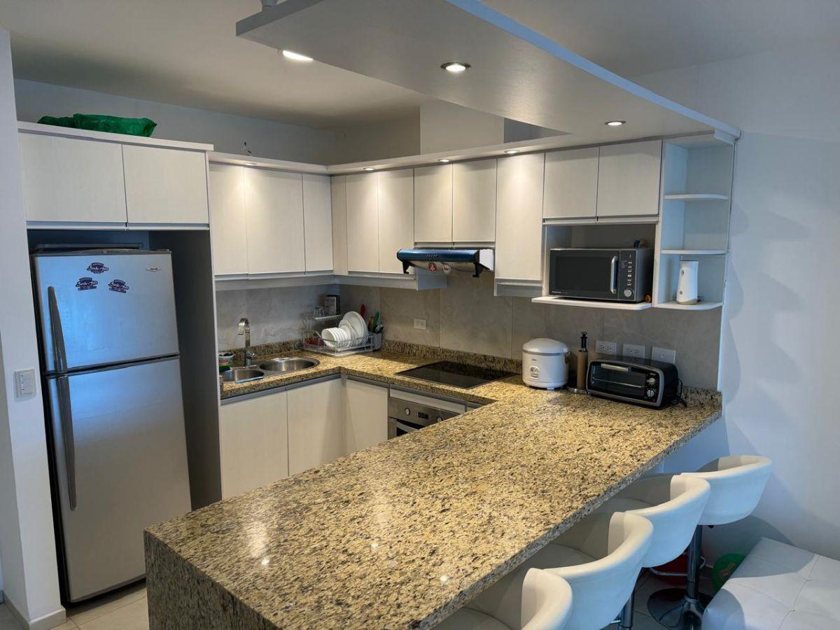 Departamento de 2 Dorm. en Venta en Tonsupa — imagen 7