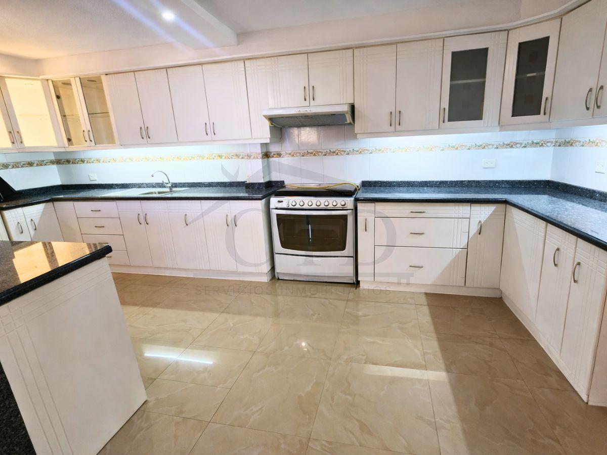 Venta Casa en Conjunto Sector Solca, Calle Los Anturios — imagen 9