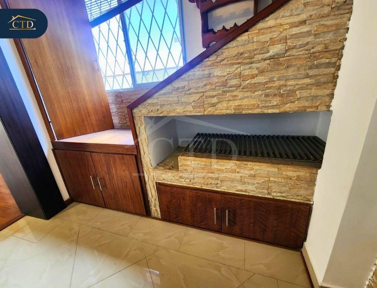 Venta Casa en Conjunto Sector Solca, Calle Los Anturios — imagen 3