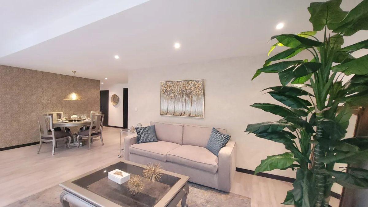 Departamento de 2 Dorm. en Venta Sector República del Salvador — imagen 8