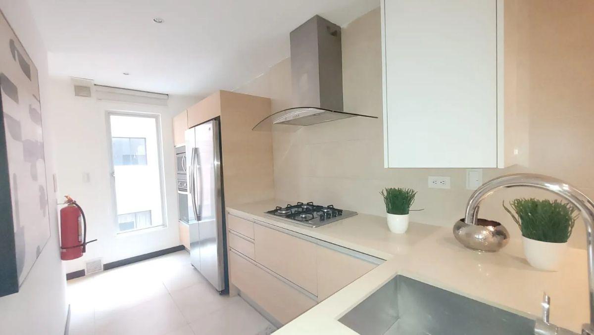 Departamento de 2 Dorm. en Venta Sector República del Salvador — imagen 4