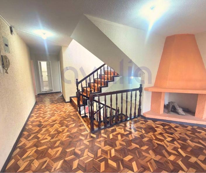 Casa de 490 m en Venta, Sector Multiplaza, Chimborazo — imagen 9