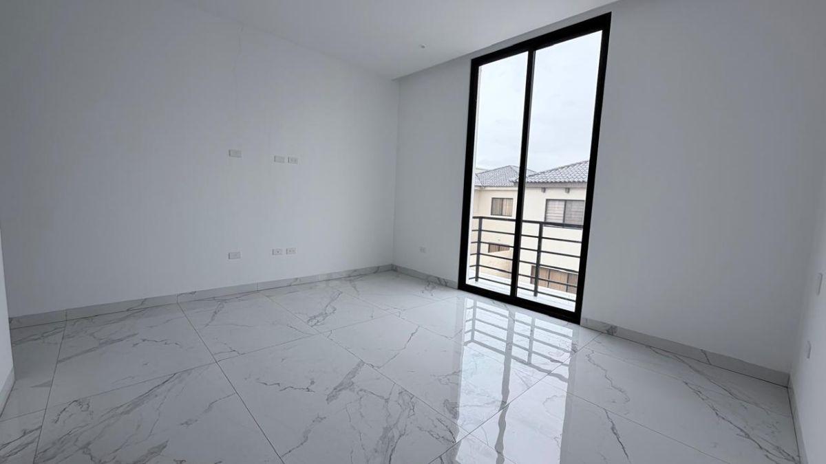 Casa Moderna Esquinera de Estreno con 3 Dorm. en Venta en Samborondón Isla Celeste, Guayas — imagen 5