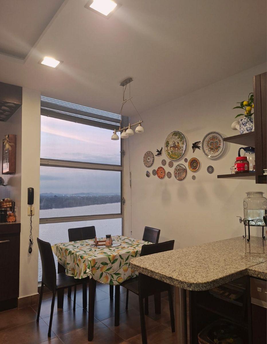Departamento en Tenis Club. Exclusividad, Amplitud y Una Vista Privilegiada Al Río. Guayas — imagen 6