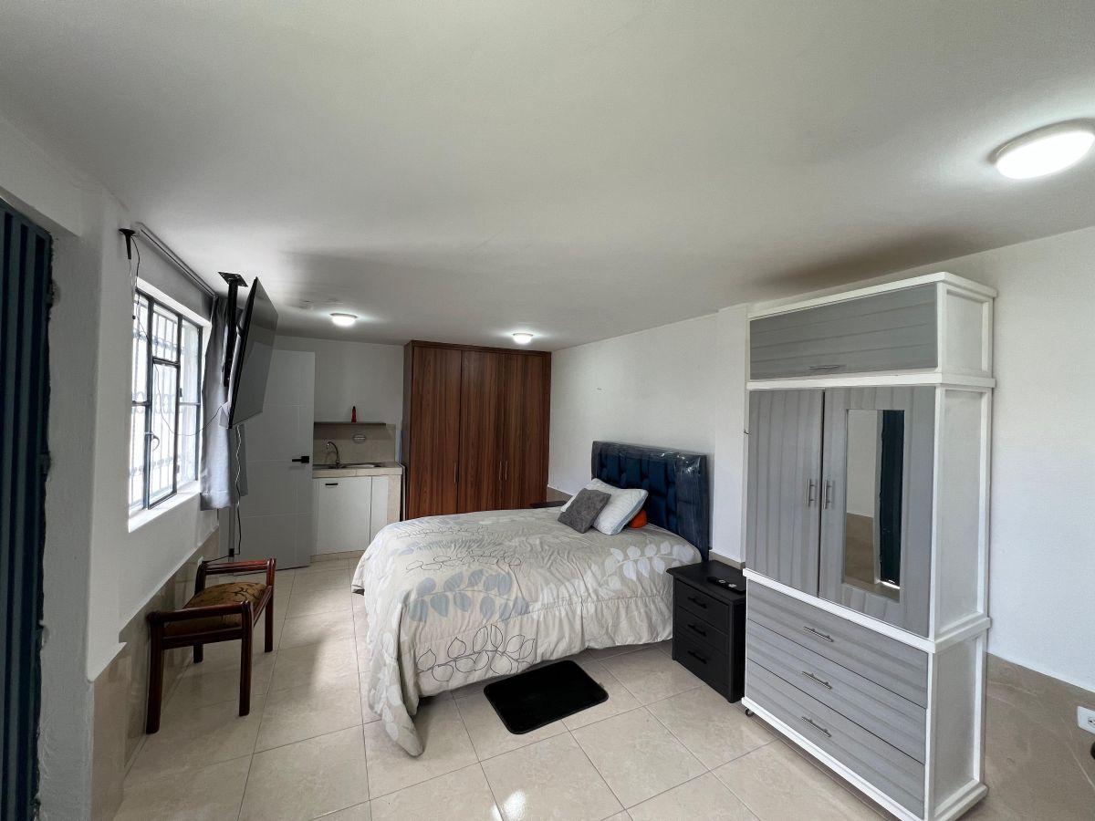 En Venta Casa Independiente Dentro de Conjunto Privado Amoblada 900 m² - Valle de Los Chillos — imagen 9