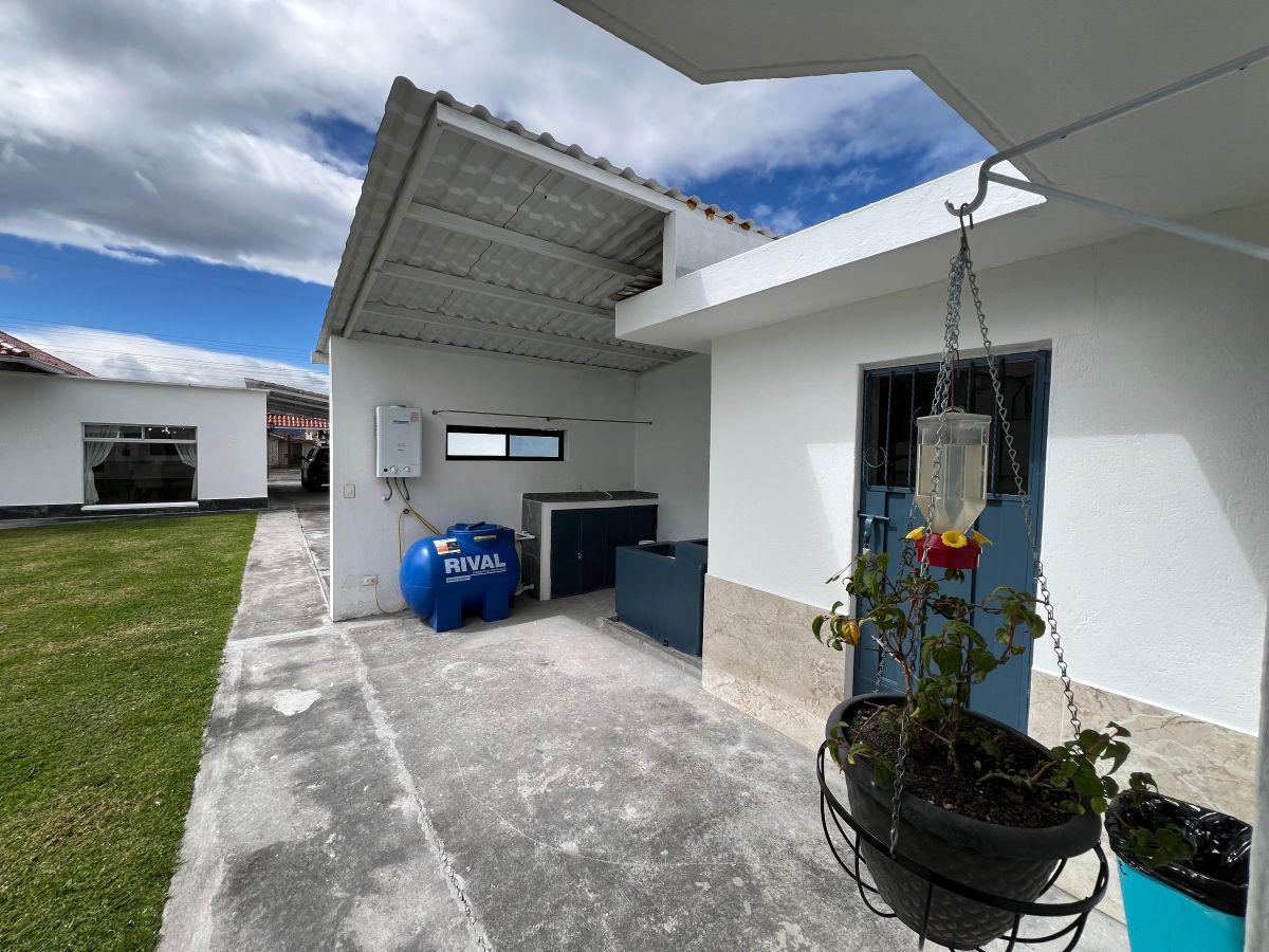 En Venta Casa Independiente Dentro de Conjunto Privado Amoblada 900 m² - Valle de Los Chillos — imagen 6