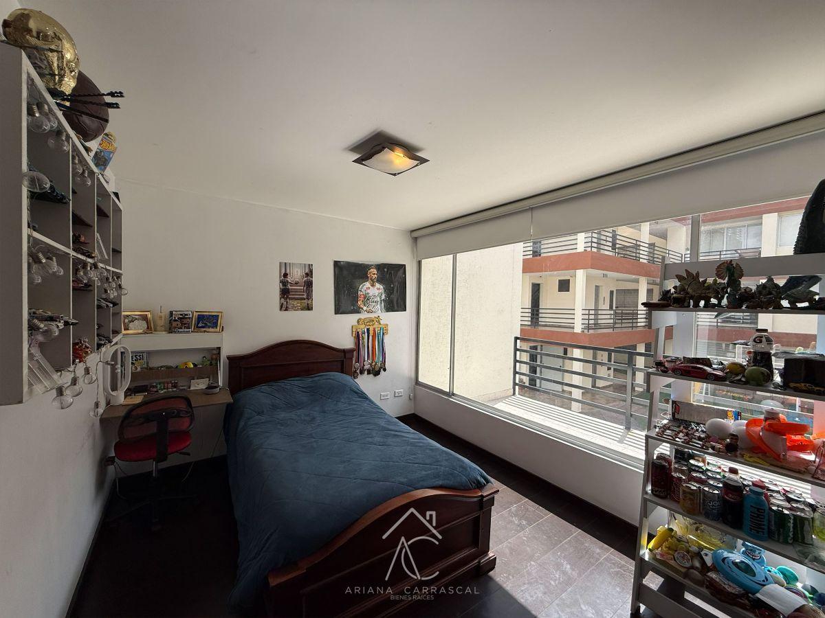 Casa con 3 Dorm. en Venta en Real Audiencia — imagen 4
