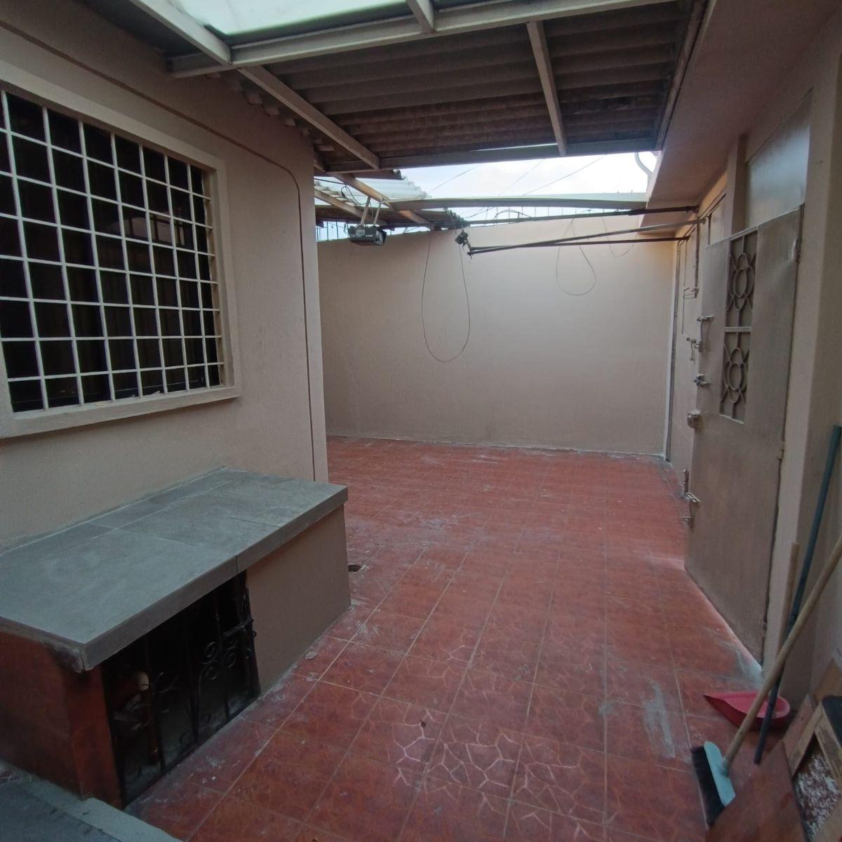 Venta Casa Cerca Al Parque Samanes, Guayas — imagen 7