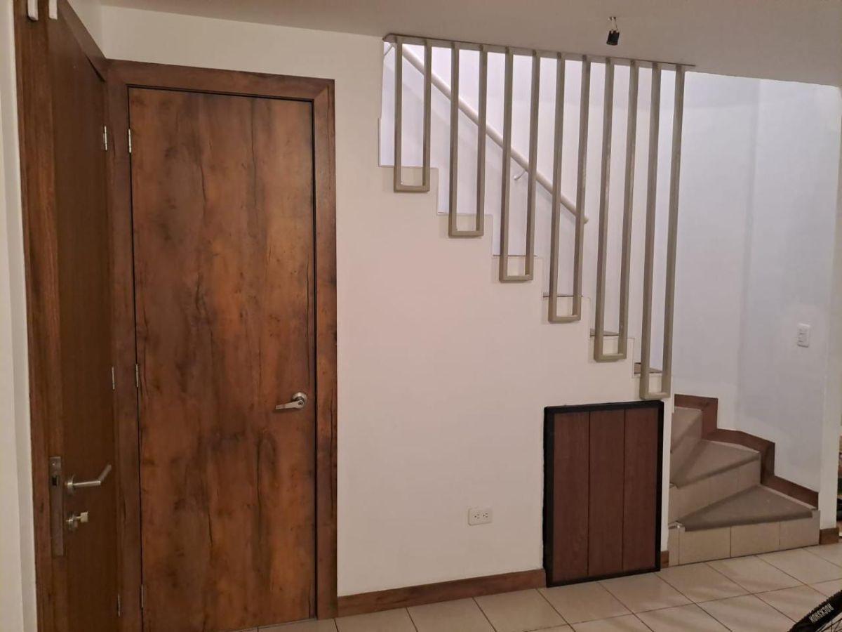 Casa de 112 m² con 3 Dorm. en Venta en Pomasqui — imagen 8