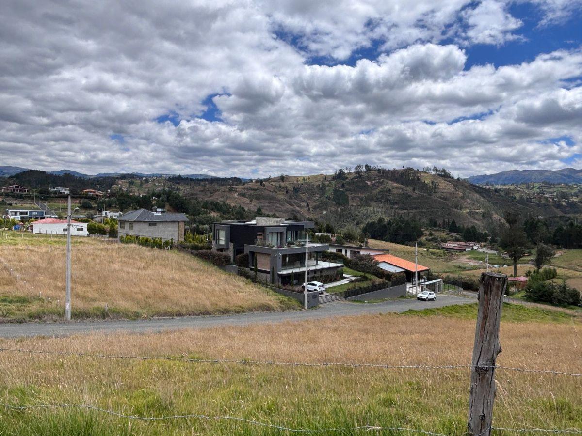 Terreno de Lujo en Urbanización Alameda Zhucay Tarqui, Azuay — imagen 10