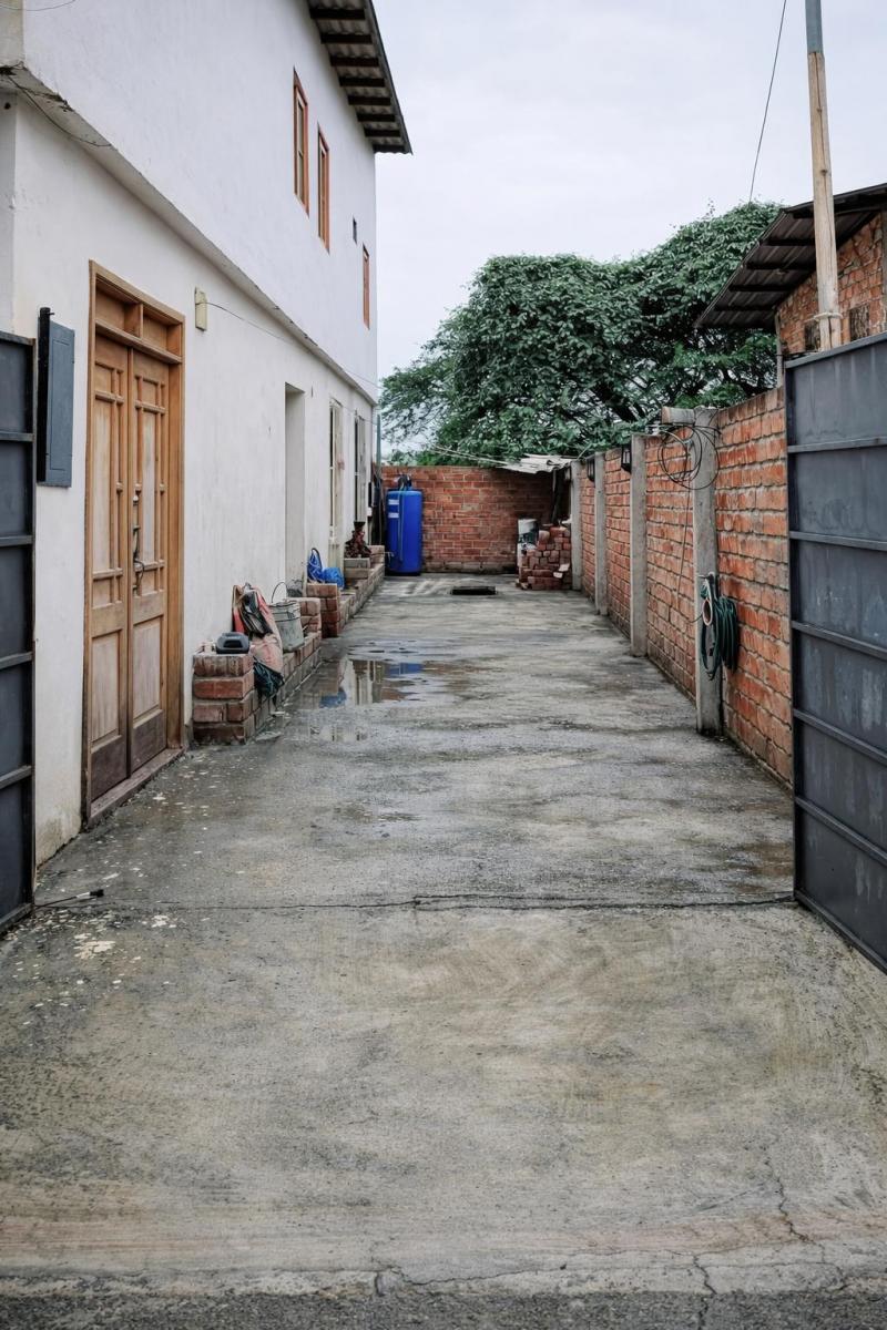 Casa Rentera 3 Apartamentos en Manglaralto Cerca de Montañita y Olon — imagen 3