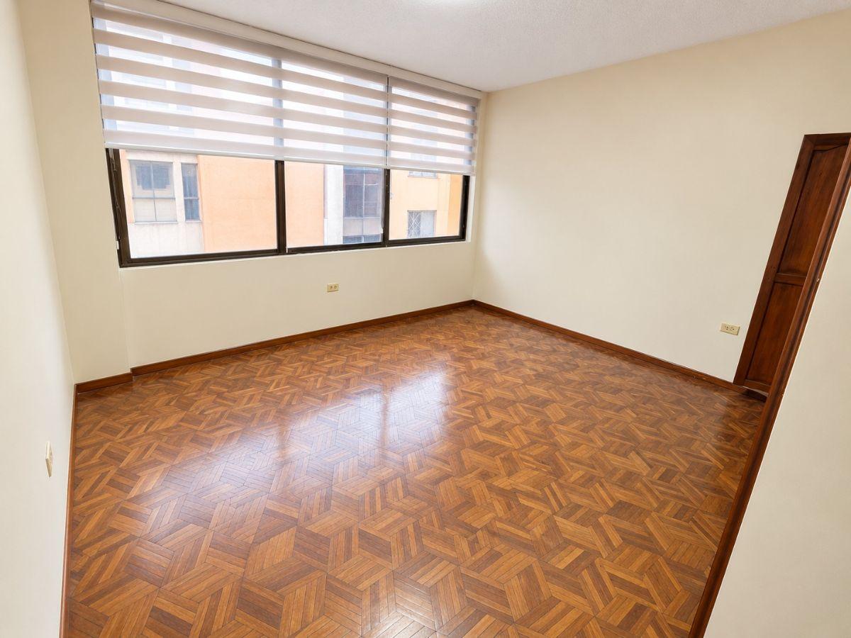 Departamento 5 Hab en Venta – San Isidro del Inca — imagen 3