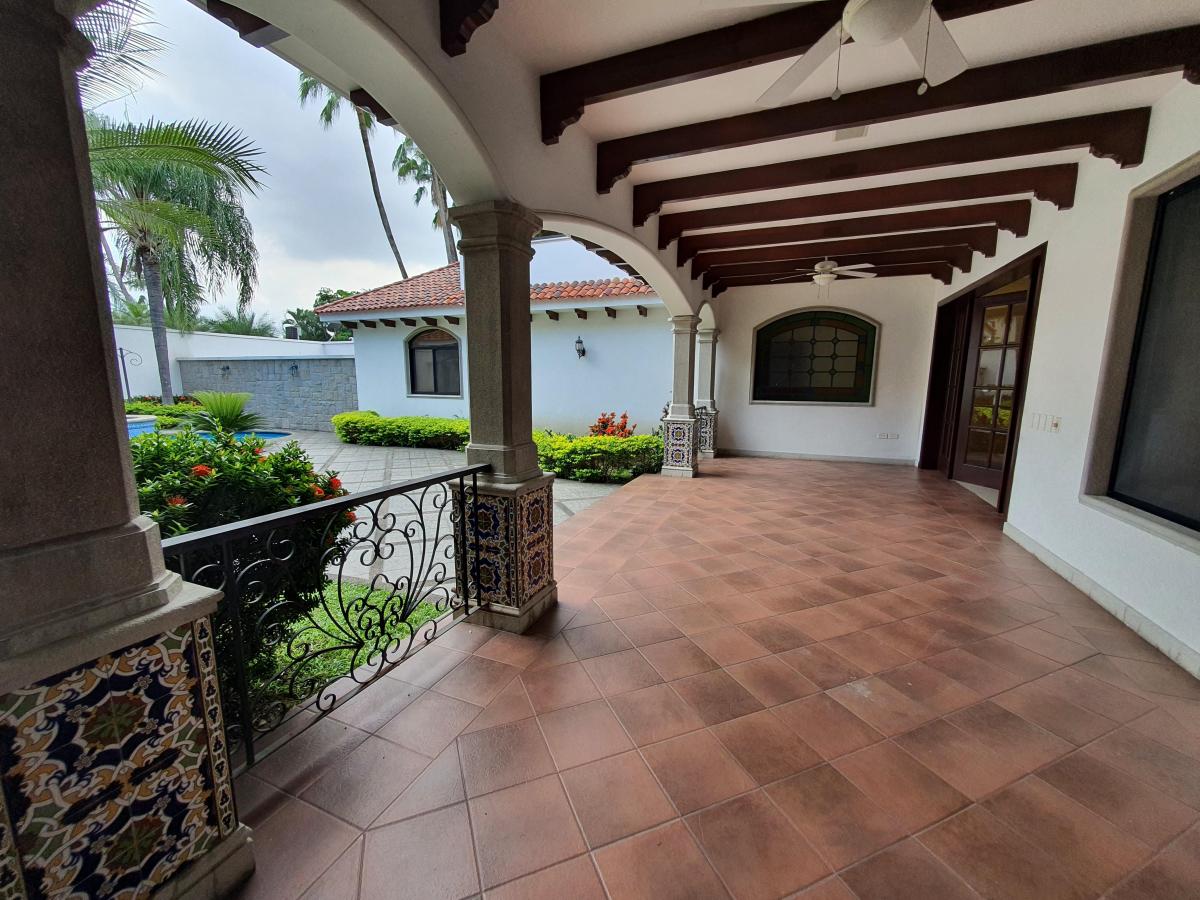 Venta de Casa en Urbanizacion Rio Grande /samborondon Km.1 - I. Alarcon, Guayas — imagen 6
